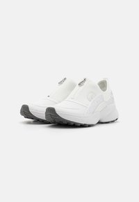 MICHAEL Michael Kors SAMI ZIP TRAINER - Sneaker low - optic white