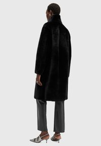 AllSaints SERRA SHEARLING  - Cappotto invernale - black