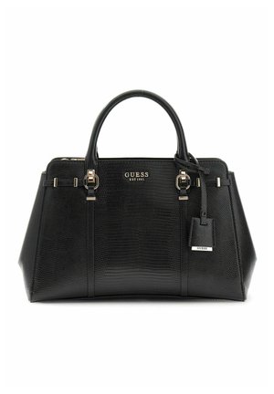 Sac à main Guess en cuir texturé noir avec double poignées, quincaillerie argentée et étiquette de marque attachée sur fond blanc.