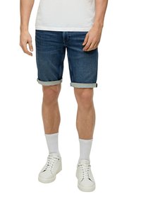s.Oliver MAURO: BERMUDA MIT GERADEM BEIN - Short en jean - blau
