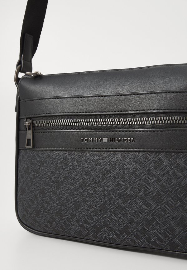 MONOGRAM CROSSBODY - Cross body bag4