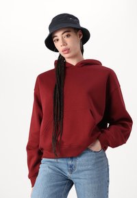 Gina Tricot BASIC ORIGINAL HOODIE - Sweatshirt - dark red