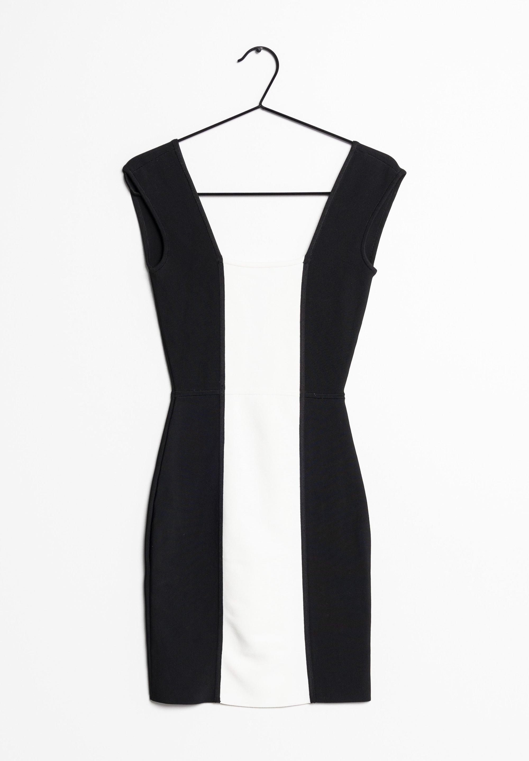 BCBGMAXAZRIA Shift dress - black - (Pre-owned) - Zalando.ie BCBGMAXAZRIA Shift dress - black - (Pre-owned) - Zalando.ie