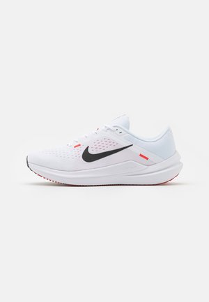 AIR WINFLO 10 - Neutrální běžecké boty - white/black/light crimson