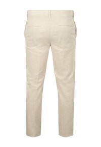 Beige ribfluwelen broek met een rechte pasvorm, een gestructureerd oppervlak, twee achterzakken en riemlussen. De zoom eindigt netjes bij de enkel.