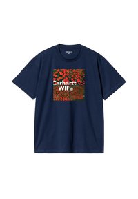 Granatowa koszulka z grafiką czterech paneli czerwonego maku oraz białym napisem "Carhartt WIP®" umieszczonym na środku klatki piersiowej.