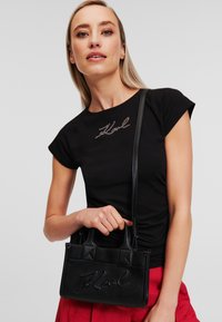 KARL LAGERFELD - K/SKUARE GRAINY SMALL - Bolso de mano - black Imagen en miniatura 1