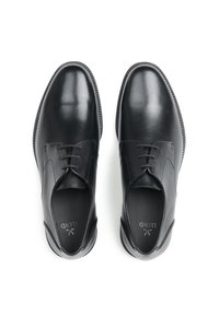 Scarpe eleganti in pelle nera con finitura liscia, punta arrotondata, design con lacci e dettagli di cucitura discreti sulla parte superiore.