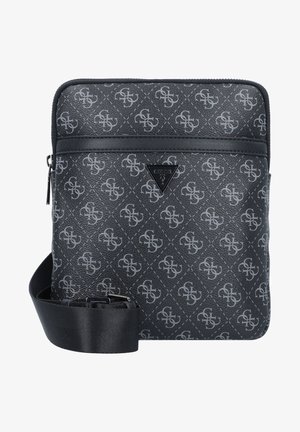 Geantă de umăr sintetică, neagră și gri, cu un model monogram, având un închizător cu fermoar în partea de sus și o curea ajustabilă. Logo-ul TVA pe față.