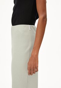 ARMEDANGELS NIANAA - Broek - seagreen