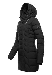 Čierna prešívaná bunda so stojačikom a kapucňou, so zaujímavou prešívanou textúrou, zapínaním na zips a okrúhlym logom na rukáve.