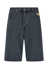 Dunkelgraue Denim-Shorts mit einer glatten Textur. Zu den Merkmalen gehören ein Knopfverschluss, aufgesetzte Taschen und ein kleines Logo auf der rechten Seite.