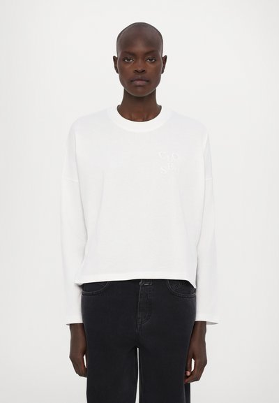 CLOSED CREWNECK LONGSLEEVE - Μπλούζα με μακριά μανίκια - white