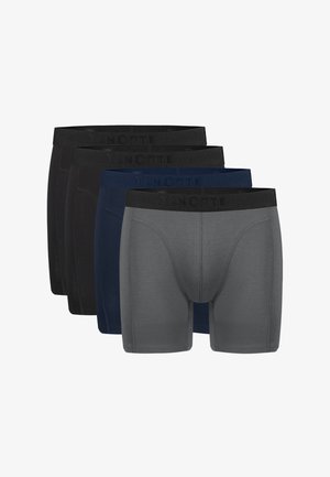 Boxershorts in zwart, marineblauw en grijs met een effen kleurpatroon. Elk heeft een elastische tailleband met logo, ontworpen voor comfort en pasvorm.