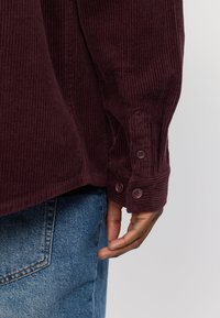 REVOLUTION Camicia - burgundy