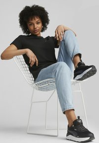 Puma T-shirt basique - schwarz