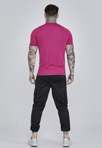 SIKSILK Pantalones cargo - black