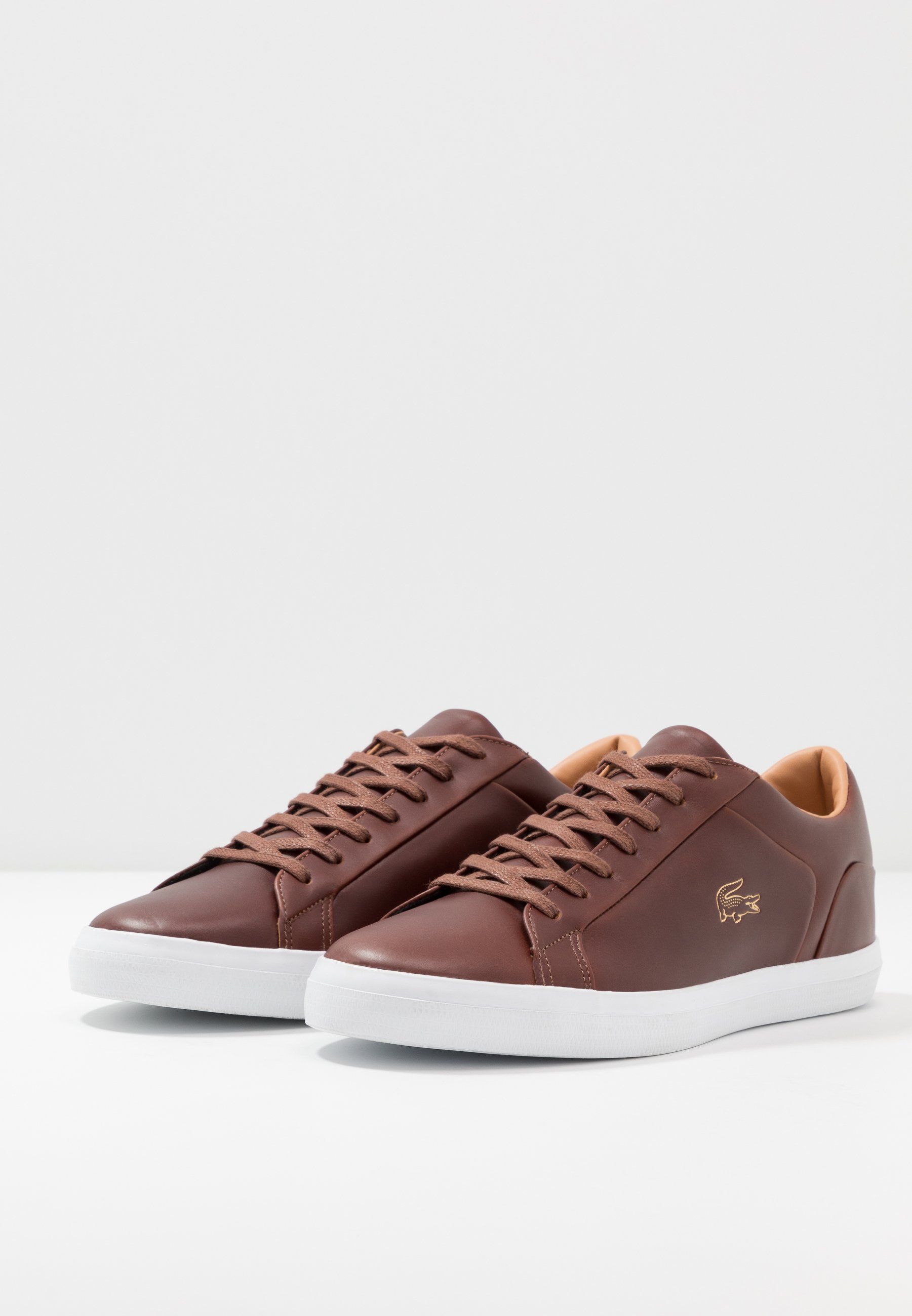 lacoste lerond brown