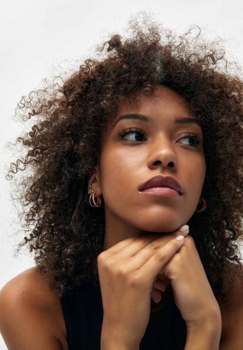 PULL&BEAR 3 PACK Kolczyki gold coloured/złoty Zalando.pl