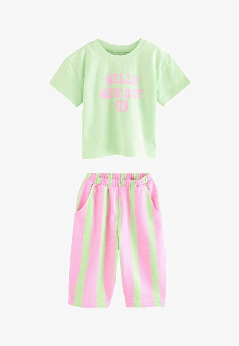 Next SHORT SLEEVE AND WIDE LEG- REGULAR FIT SET - Nadrágok - pink green slogan