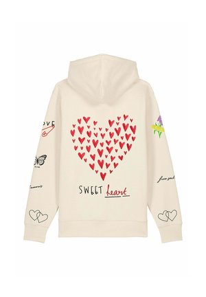 Kremo spalvos džemperis su dideliu raudonu širdies dizainu, užrašu „SWEET heart“ ir įvairiais mažais grafikos elementais ant rankovių, įskaitant gėles ir drugelius.