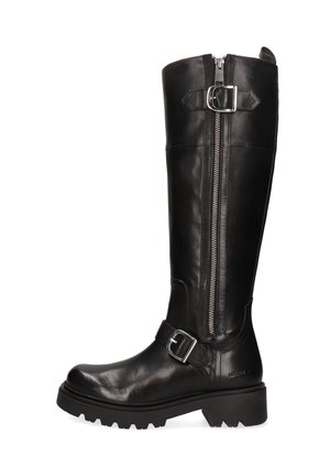 Botte noire en cuir montant avec fermeture éclair sur le côté, accent de boucle et semelle épaisse. Dotée d'une finition lisse et d'une construction robuste.