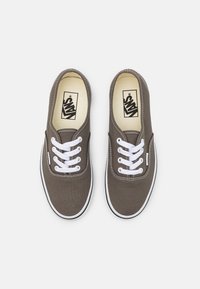 Vans AUTHENTIC - Sneakers laag - bungee cord