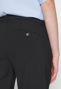 Banana Republic Kalhoty - black