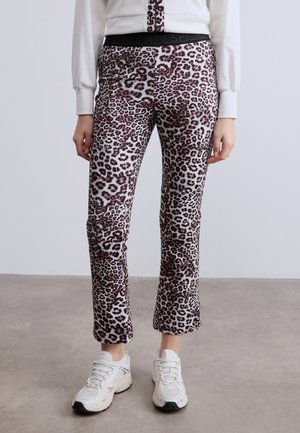 Broek - rhododendron