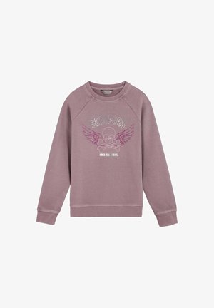 Sudadera tipo pulóver en púrpura apagado, con un diseño gráfico de una calavera con alas en rosa y blanco, con puños y dobladillo acanalados.