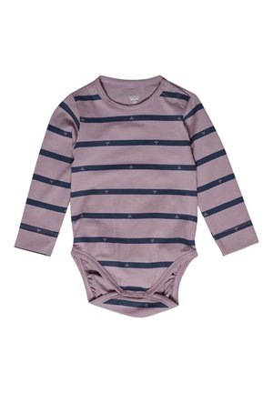 Langarm-Babybody in gedämpftem Lila mit horizontalen dunkelblauen Streifen und kleinen Punktemustern, mit Druckknöpfen an Schulter und Schritt.