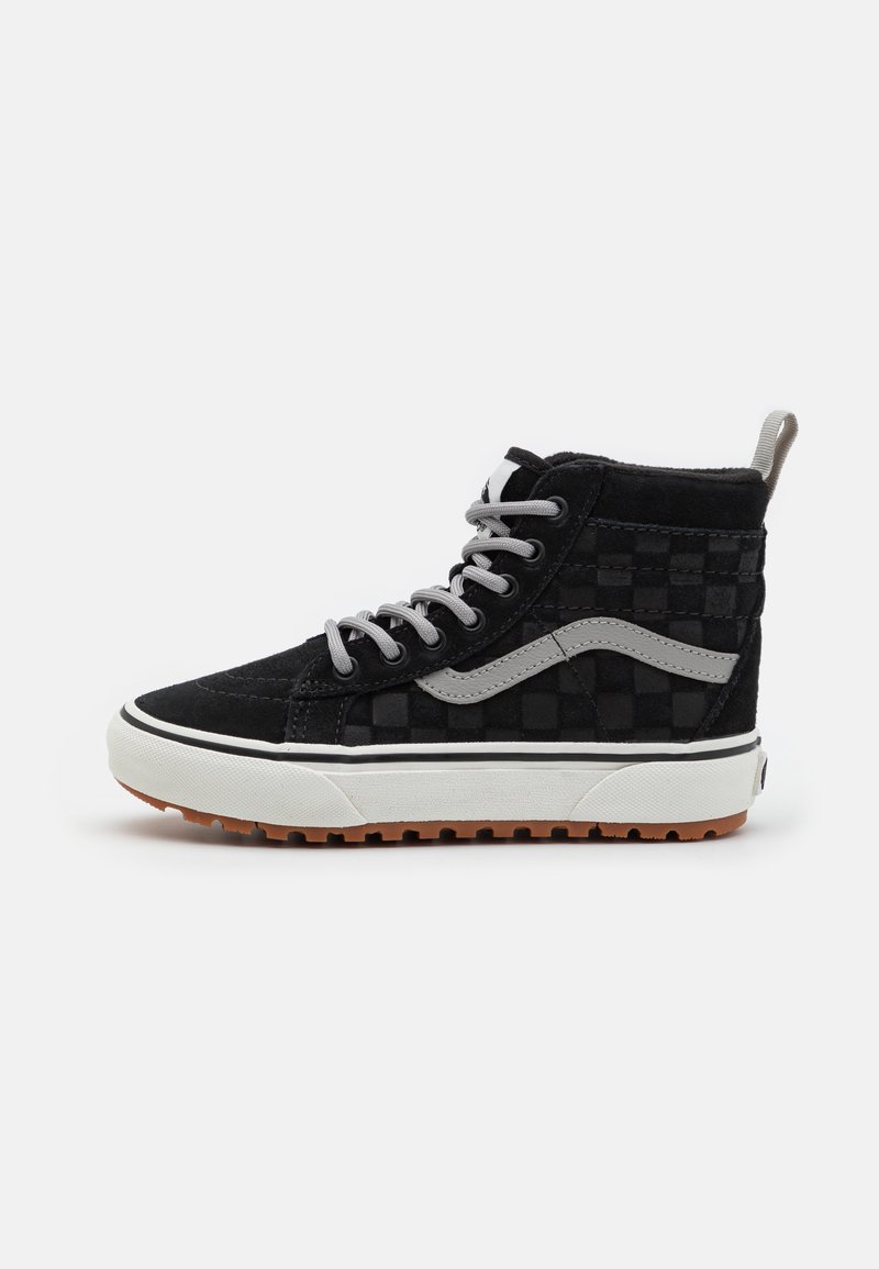 zapatillas sk8 hi mte 1