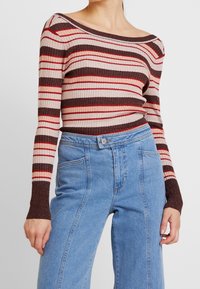 VILA Stickad tröja - mottled beige