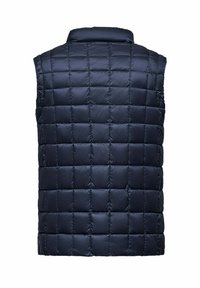 Gilet imbottito blu navy con colletto alto, caratterizzato da sezioni rettangolari e una texture di tessuto liscia e lucida. Senza maniche.