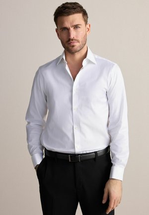 REGULAR FIT - SIGNATURE TEXTURED SMART - Businesshemd - white