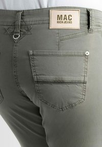 MAC Jeans Kalhoty - green