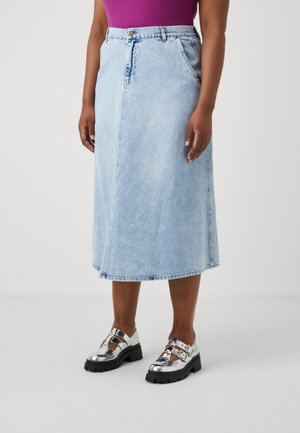 ONLY Carmakoma CARMINDY LOOSE MIDI SKIRT - kov sukn - light blue denim