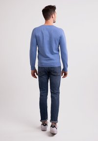 CASH-MERE V-AUSSCHNITT - Svetr - azurblau