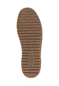 Semelle de chaussure en caoutchouc marron avec des rainures et des crêtes texturées. Comprend des marquages de marque et de taille près du centre. Bords lisses.