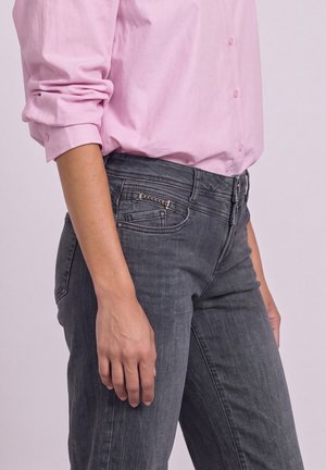 Street One, MID WAIST STRAIGHT LEG JEANS IM CASUAL FIT - Jean droit - steel grey wash