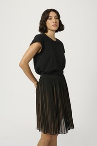 Culture CUrenata Biana - Paprasti marškinėliai - black