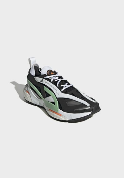 adidas by Stella McCartney SOLAR GLIDE - Sapatos para corrida em estrada - black