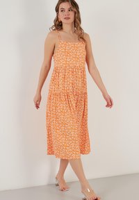 LELA REGULAR FIT - Sukienka z dżerseju