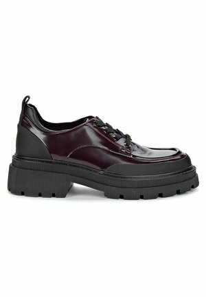 Sportiga snörskor - wine red