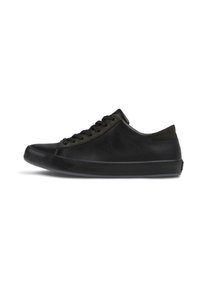 Adidași negri din piele netedă, cu o talpă căptușită, vârf rotund și sistem de închidere cu șireturi. Prezintă un accent texturat pe toc.
