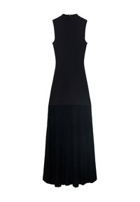 Abito senza maniche nero con collo alto, corpetto aderente e gonna svasata a pieghe. Realizzato in tessuto liscio con un leggero lucido. Chiusura con zip sul retro.