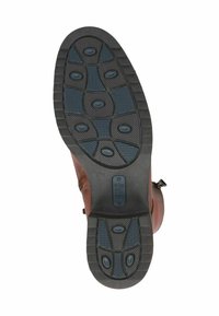 Stivale in pelle marrone con suola in gomma patterned, caratterizzato da accenti blu scuro e un design di grip testurizzato. Include il logo del marchio visibile.