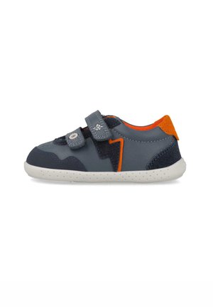 Garvalin, ZAPATILLA BAREFOOT PUNTERA REFORZADA - Zapatillas - azul marino