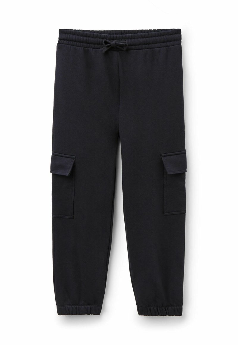 Schwarze Jogginghose aus weichem Stoff, mit elastischem Taillenbund, Kordelzug und zwei seitlichen Cargo-Taschen. Mit Bündchen an den Knöcheln.