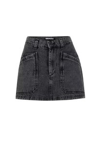 Zwarte denim rok met een aangesloten silhouette, voorzien van twee grote voorzakken, riemlussen en een knoopsluiting op de taille.